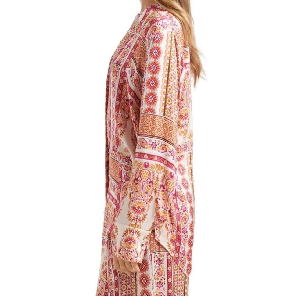 Women's Multicolor Patterned Top - Picture 5 of 5